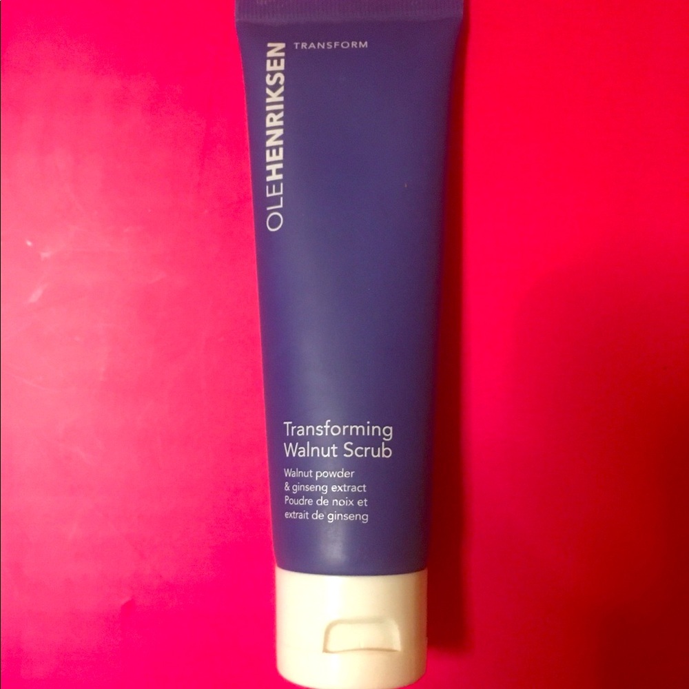 SOLD Ole Henriksen Walnut Facial Scrub Sealed - Picture 1 of 5